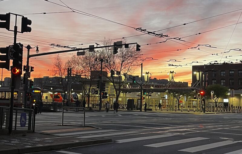 File:Caltrain Station at 4th and King, San Francisco.jpg