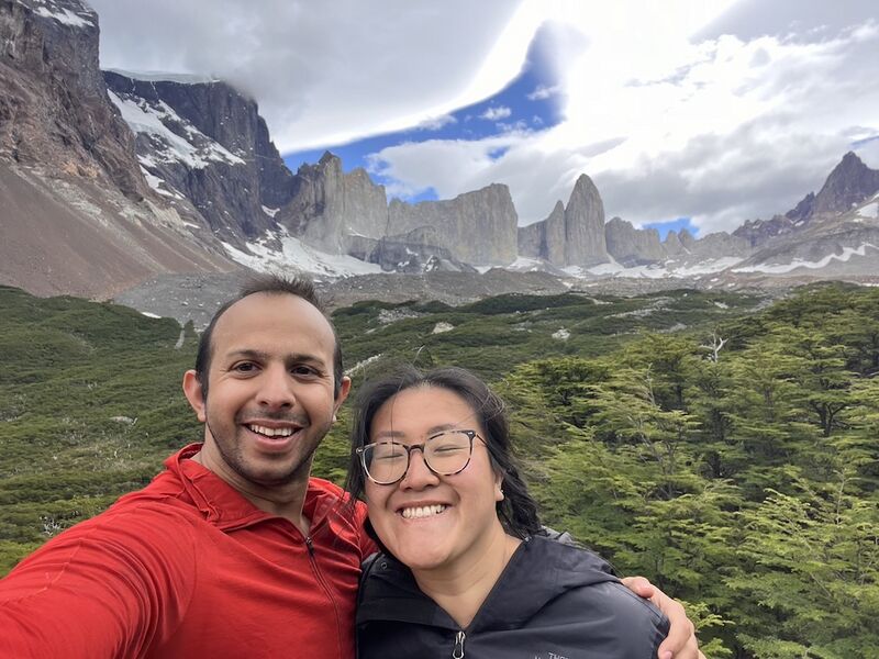 File:Julie + Roshan - Mirador Britanico.jpg