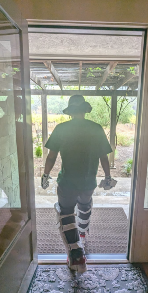 File:Shreyas in a Bangladesh Cricket uniform.png