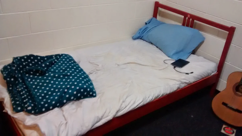 File:Roshan's bedding as an NC State Grad Student.webp
