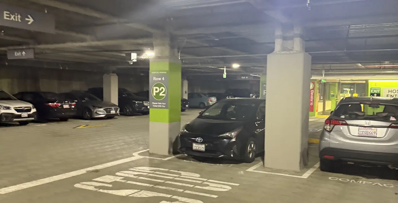 File:CPMC Van Ness Parking P2 near Emergency Elevator.webp