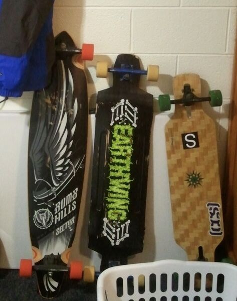 File:Roshan's Longboards.jpg