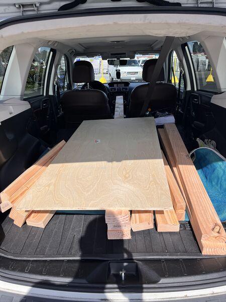 File:Lumber in a Subaru Forester.jpg